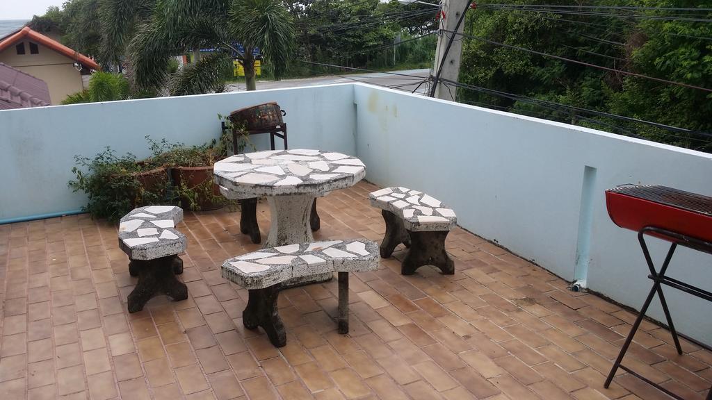 Parfun Guesthouse Ban Nai Rai ภายนอก รูปภาพ