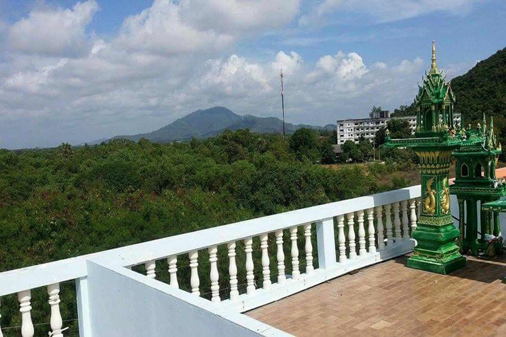 Parfun Guesthouse Ban Nai Rai ภายนอก รูปภาพ